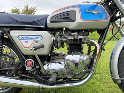 Lot 76 - 1978 Triumph T140V Bonneville Silver Jubilee