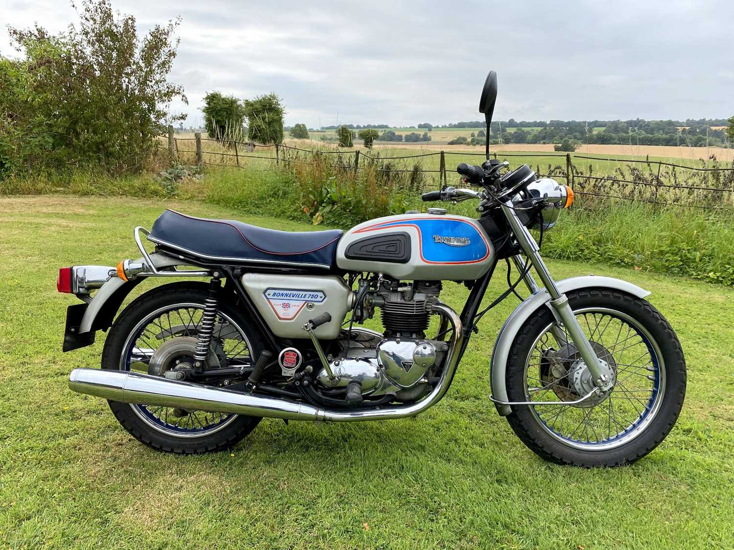 Lot 76 - 1978 Triumph T140V Bonneville Silver Jubilee