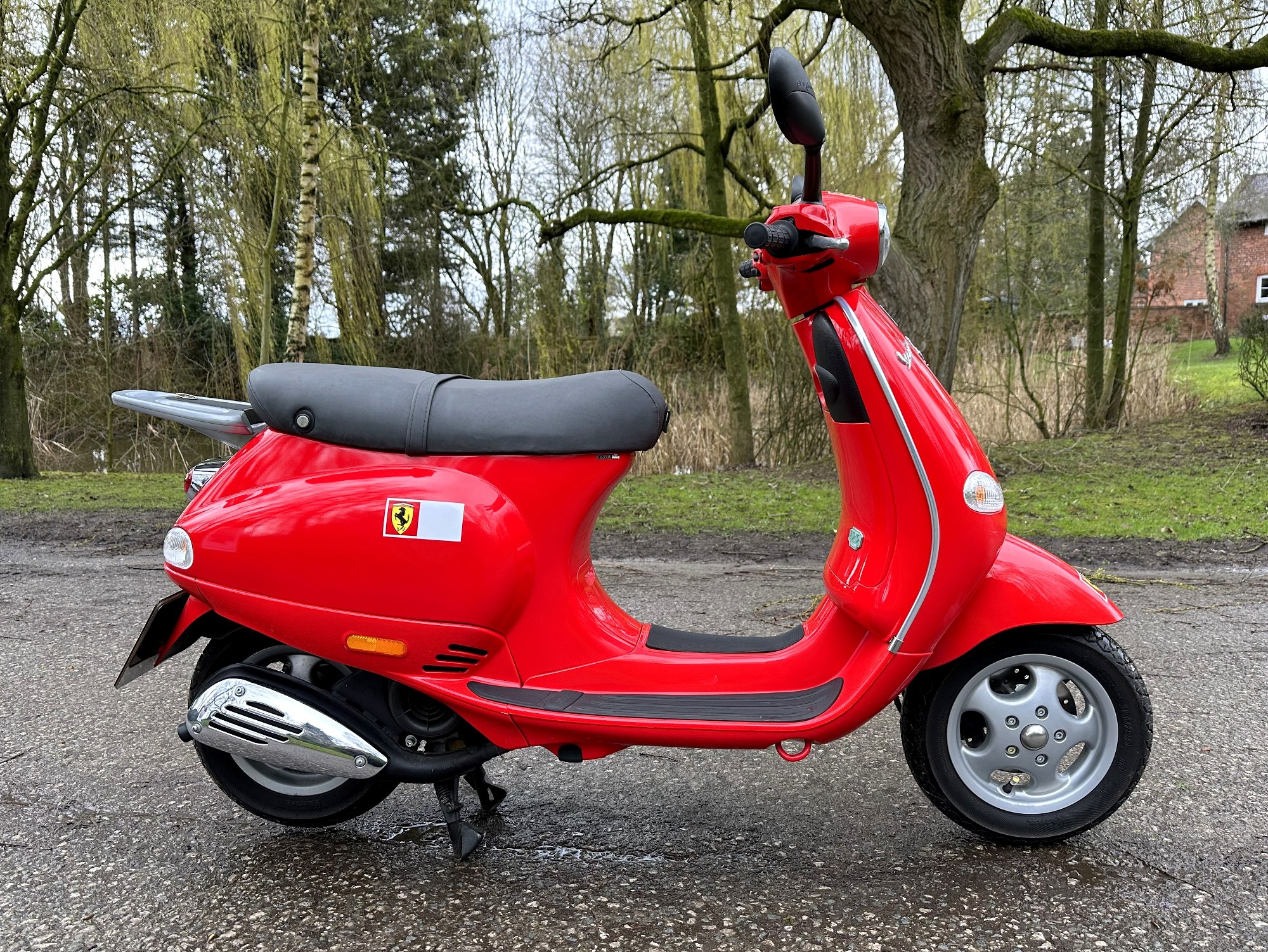 Scooter Vespa 98 cc rétro87 SAI 1980 Scooter Vespa 98 cc rétro87 SAI 1980
